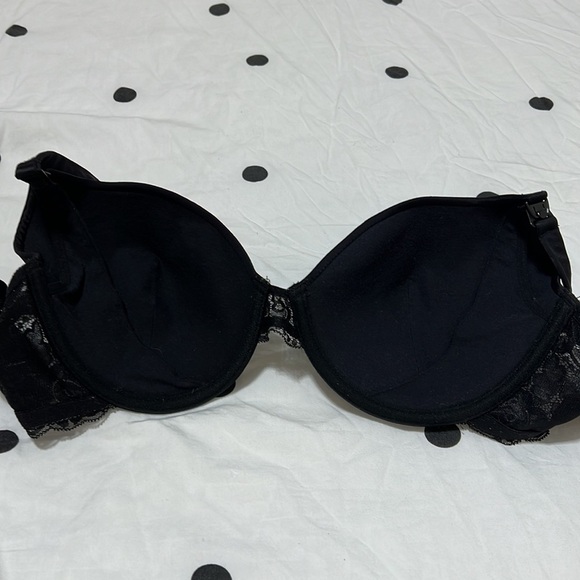 Bundle of 38D Bras - Picture 4 of 9